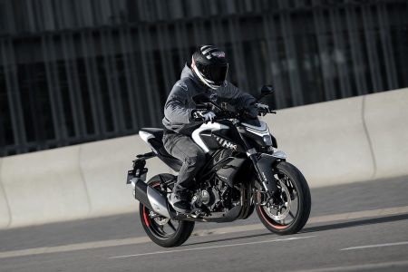 mb_cfmoto_450nk_gallery_08