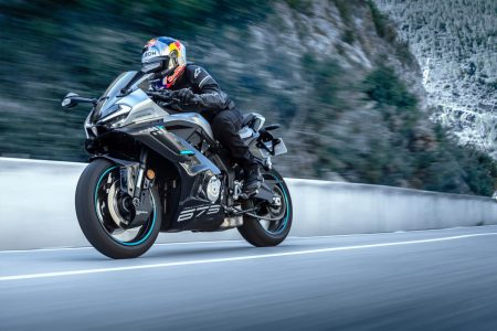 mb_cfmoto_675sr_r_gallery_02
