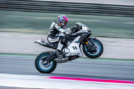 mb_cfmoto_675sr_r_gallery_06