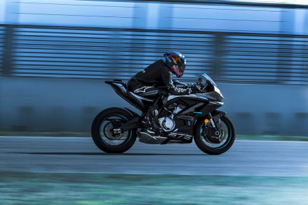 mb_cfmoto_675sr_r_gallery_08