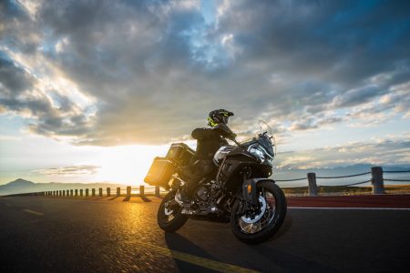mb_cfmoto_700mt_2025_gallery_03