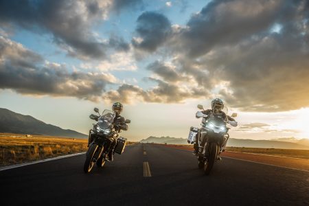 mb_cfmoto_700mt_2025_gallery_04