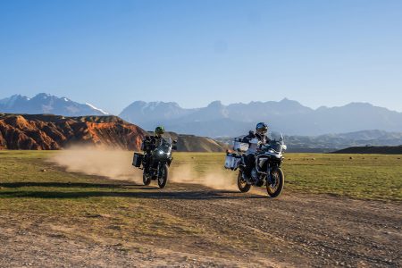 mb_cfmoto_700mt_2025_gallery_09