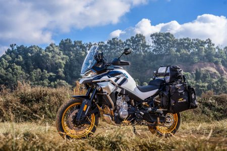 mb_cfmoto_800mt_explore_gallery_01